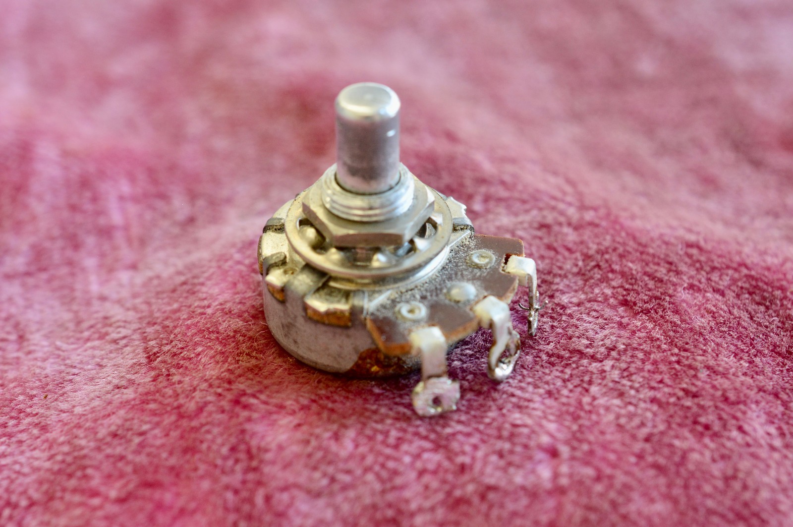 Vintage 1966 Fender Stackpole 1Meg 1 Meg Pot Jazzmaster Jaguar Telecaster 1967