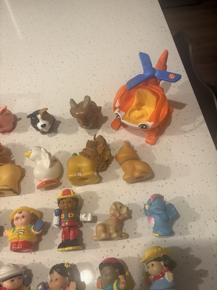 Nice Lot of 38 Fisher Price Little People Figures w/ Car Copter Free ...