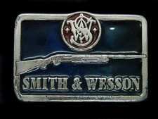 UA09136 VINTAGE 1970s  SMITH  WESSON  GUN  FIREARM PEWTER BELT BUCKLE