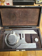 BROWN & SHARPE NO. 496 UNIVERSAL BEVEL PROTRACTOR ,  WITH 6" BLADE 