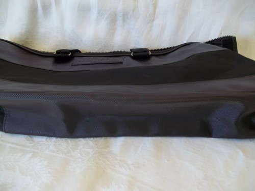 "Bolso de mano negro Harley Davidson en ángulo para silla de montar de motocicleta 20"" x 10"" x 4,5" - Imagen 8 de 8