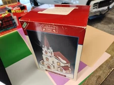 1996 Caddington Village Porcelain Lighted House Church C3