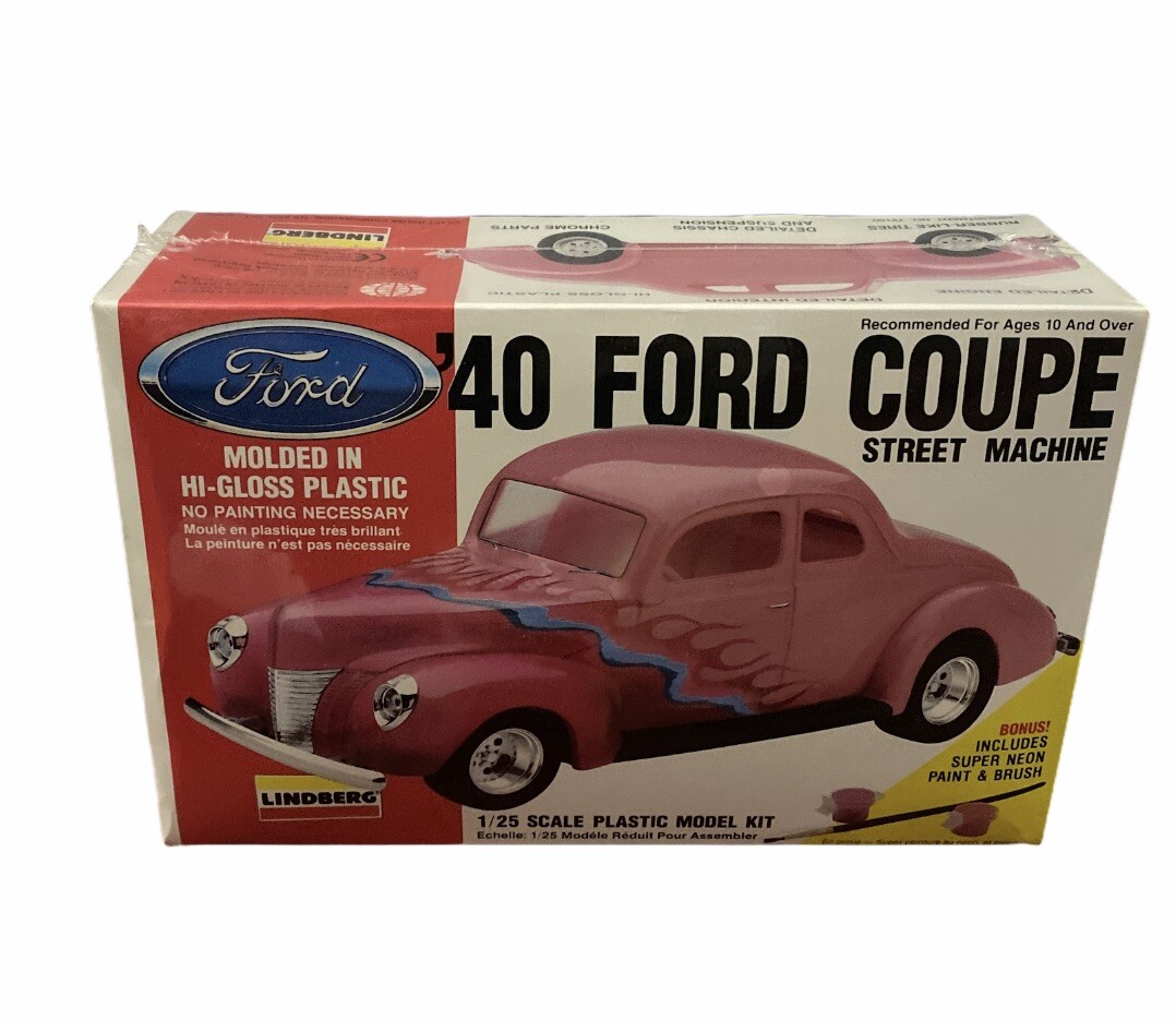 Lindberg '40 Ford Coupe Street Machine Plastic Model Car 1:25 Scale Model  Kit