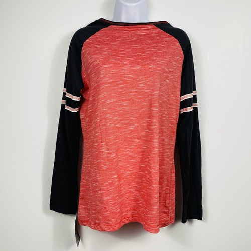 NWT Majestic Size Large Chicago BlackHawks Fan Fashion V Neck Red Black NHL - Picture 3 of 3