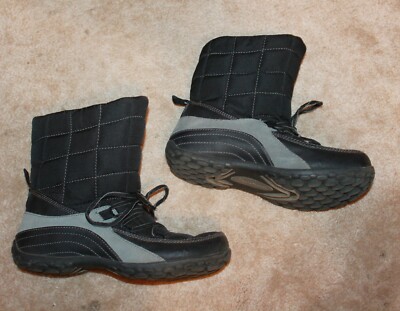 BEAR TRAPS Ladies' Size WINTER SNOW BOOTS (black/gray w/ laces) EUC 