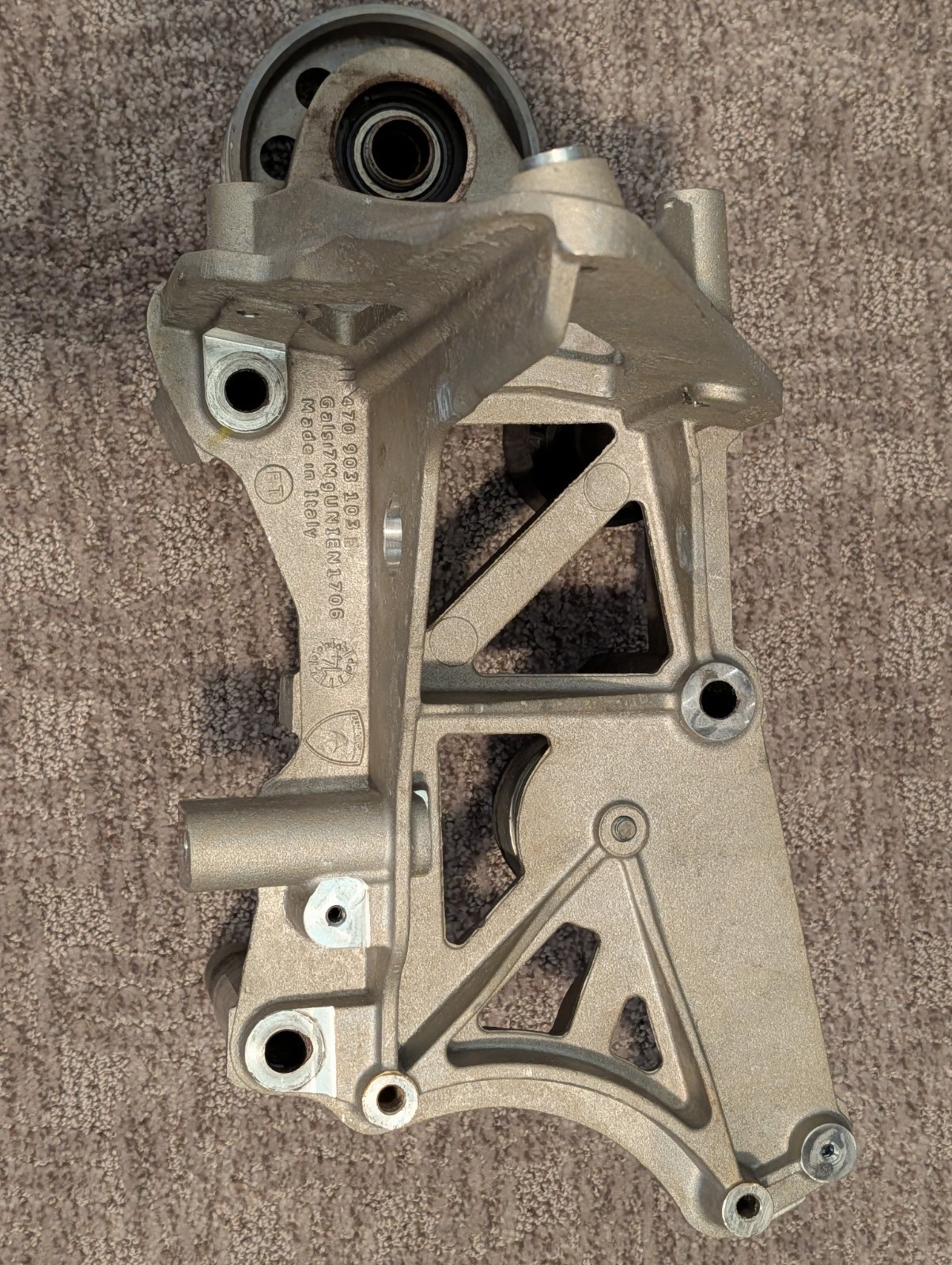 Lamborghini Aventador 50 Anniversario 2012-2014 Alternator support P/N 470903103E