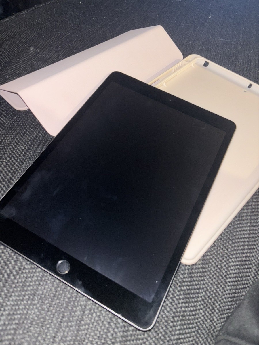 Apple iPad 8th Generation 32GB WiFi Cellular Space Gray