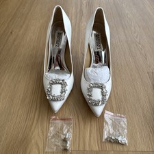 Badgley Mischka Collection Cher Crystal Pump White Satin Women  s 7 New 225