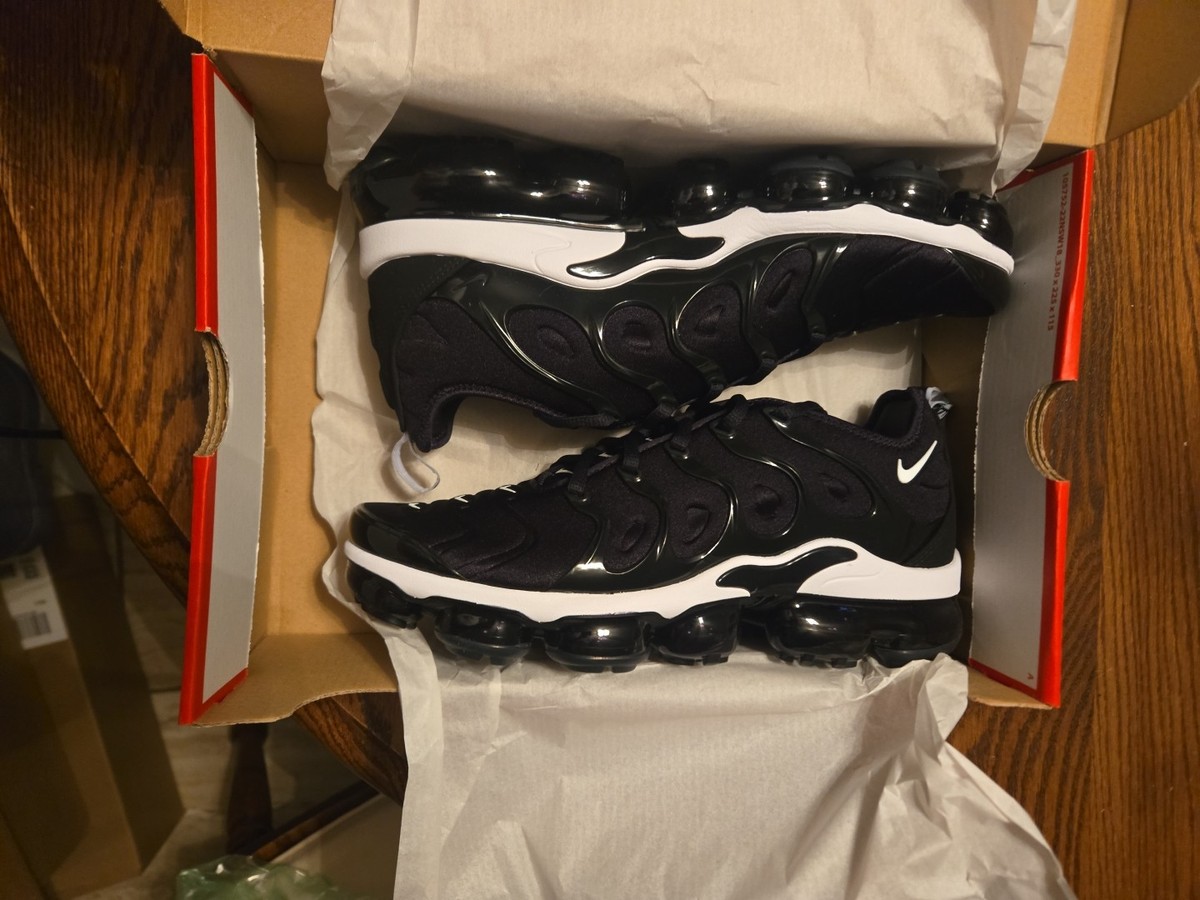 Nike Air Vapormax Plus Overbranding Black White 924453-011 Size