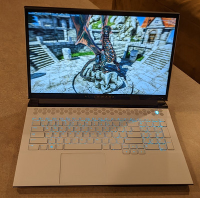 Alienware M17 R4   17.3'' FHD 360Hz   i7-10870H   32GB DDR4   RTX 3060   1TB SSD
