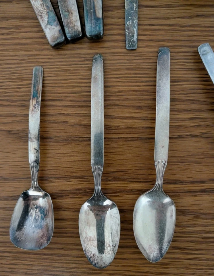 ¡Juego de cubiertos plateados vintage Oneida 43 piezas TWILIGHT COMMUNITY! Cubiertos Foto 3 de 4