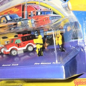 Vtg 1995 Micro Machines #17 FIRE RESCUE Miniature Vehicle Set Galoob NIB