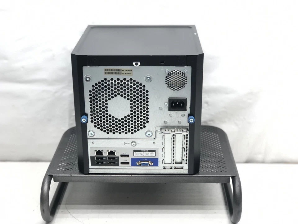 HPE Proliant MicroServer Gen10 AMD X3216 APU 8GB RAM No HDD - Image 3 of 4