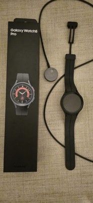 Samsung Galaxy Watch5 Pro Smartwatch - 1,4'' OLED - 16GB - LTE 