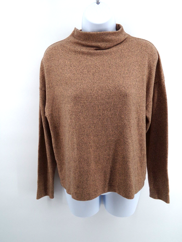 Uniqlo Womens Sweater Size Small Tan 
