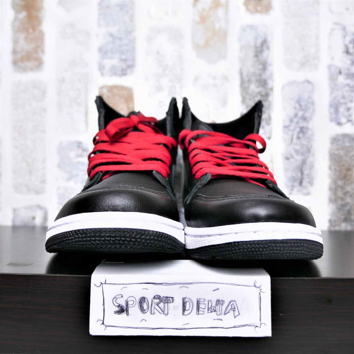 Nike Air Jordan 1 Retro High Black Satin Gym Red Men's sz Nike Air Jordan 1 Retro High Black Satin Gym Red Men's sz
