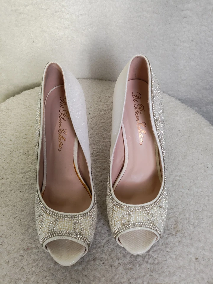 Sapato Stileto De Blossom Collection Feminino Bomba 8.5 Creme Syntheti Plataforma Frisada - Imagem 3 de 4