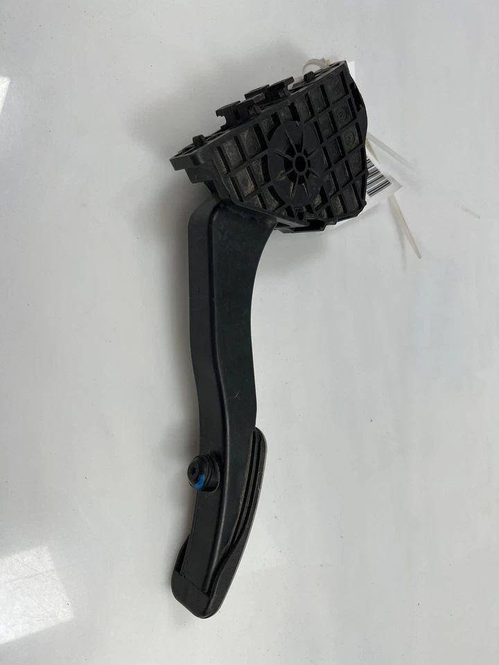 Conjunto de pedal acelerador Ford Fusion Lincoln MKX 2013-20 OEM DG9C-9F836-CA Foto 3 de 4