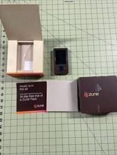 M Zune Model 1091 - Parts Or Repair Untested No Power Chord Comes With Box