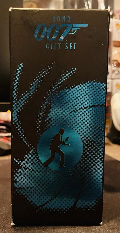James Bond Deluxe Gift Sets - VHS Gift Set + Gift Set Volume 2 (GREAT CONDITION) Foto 4 de 4