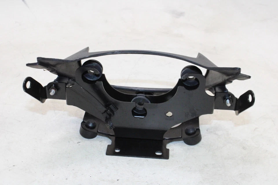 2003 YAMAHA YZF600R OEM REAR BACK TAIL LIGHT MOUNT BRACKET - Image 3 of 4