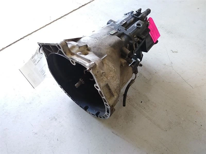 BMW Z3 5-Speed Manual Transmission 1.9L Fits 1998 Foto 2 de 4
