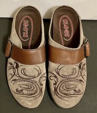 Klogs Austin Womens Floral Tan/Taupe Brown Embroidered Suede Clogs Size US 7