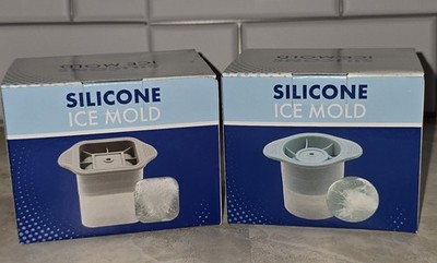 Set of 2 Silicone Ice Molds   Round & Square Ice Cube
