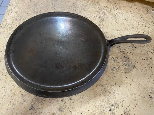 Vtg WAGNER WARE Sidney -0- 1109 D Round Griddle Cast Iron Skillet 10"
