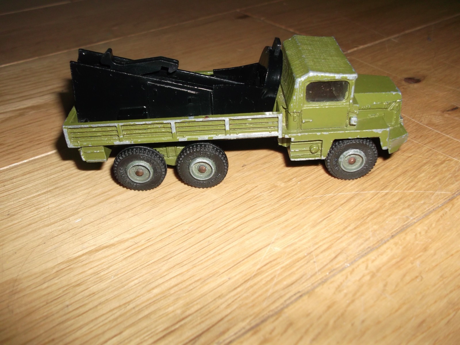Picture 2 of 6