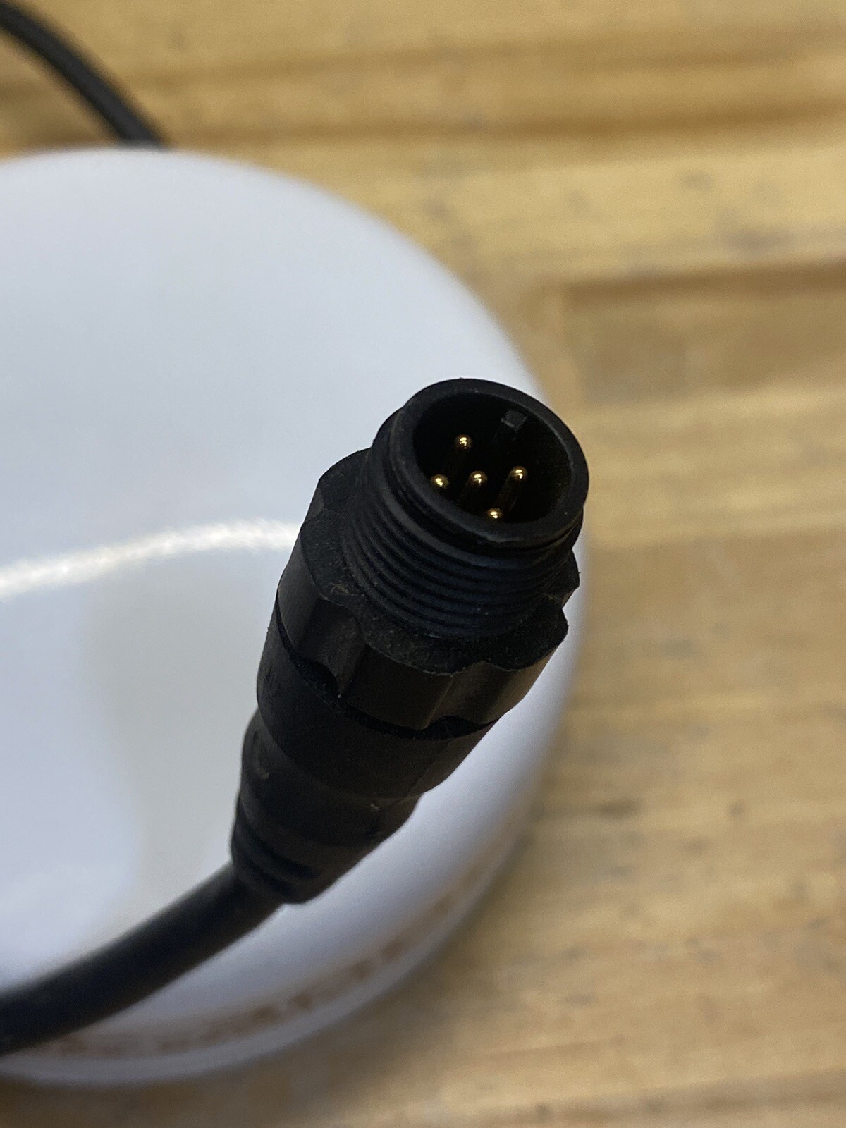 Lowrance LGC3000 GPS Antenna. Works with HDS + LMS + LCX units