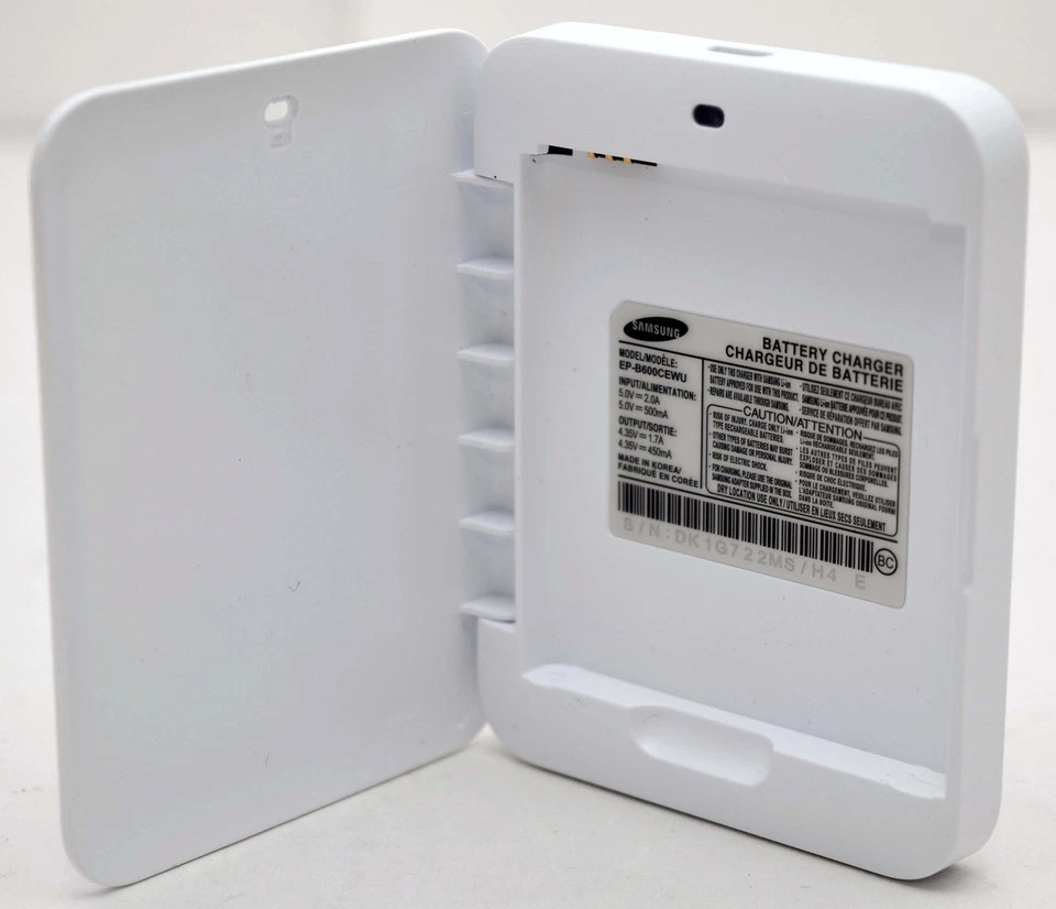 全新 正品 三星 Galaxy S4 外置 白色 电池充电器 底座 微型 USB 原始设备制造商 — 第 4/4 张图片