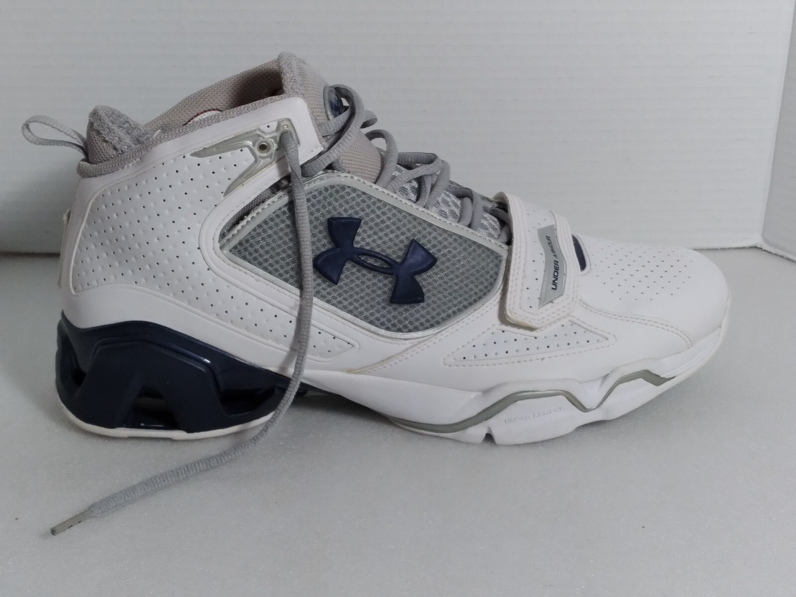 Under Armour Men's Size 13 High Top Shoes Black White 1096003-141 Year 2008 RARE