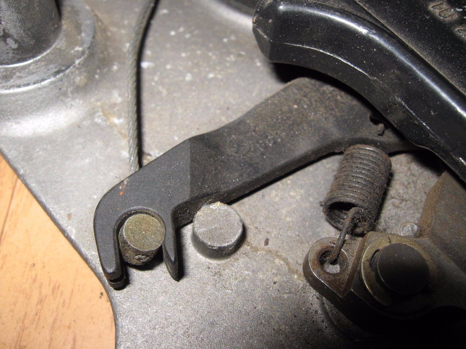 Mercedes W124 W202 W140 Emergency Parking Brake Pedal Assy 1244270701