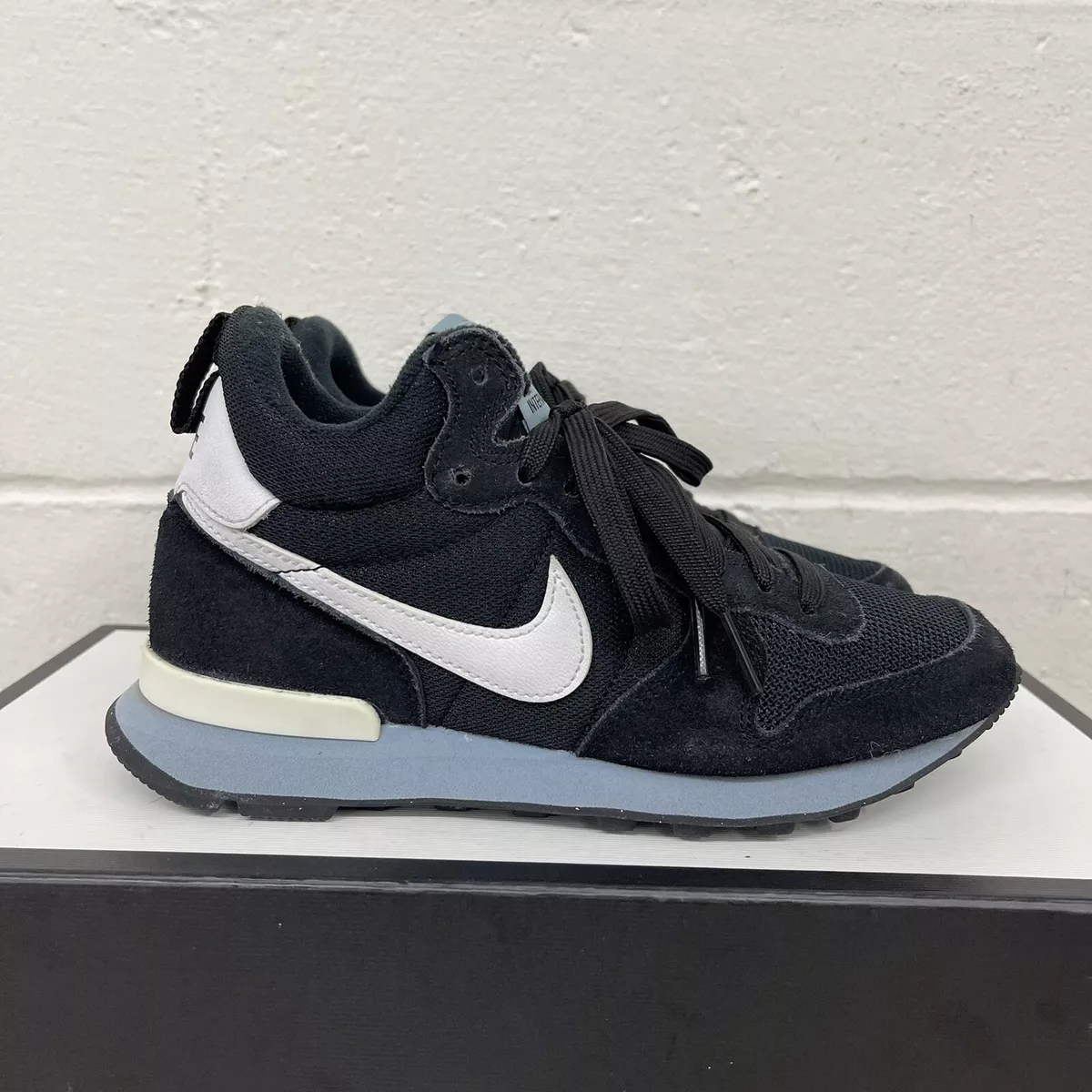 Nike suede trainers discount