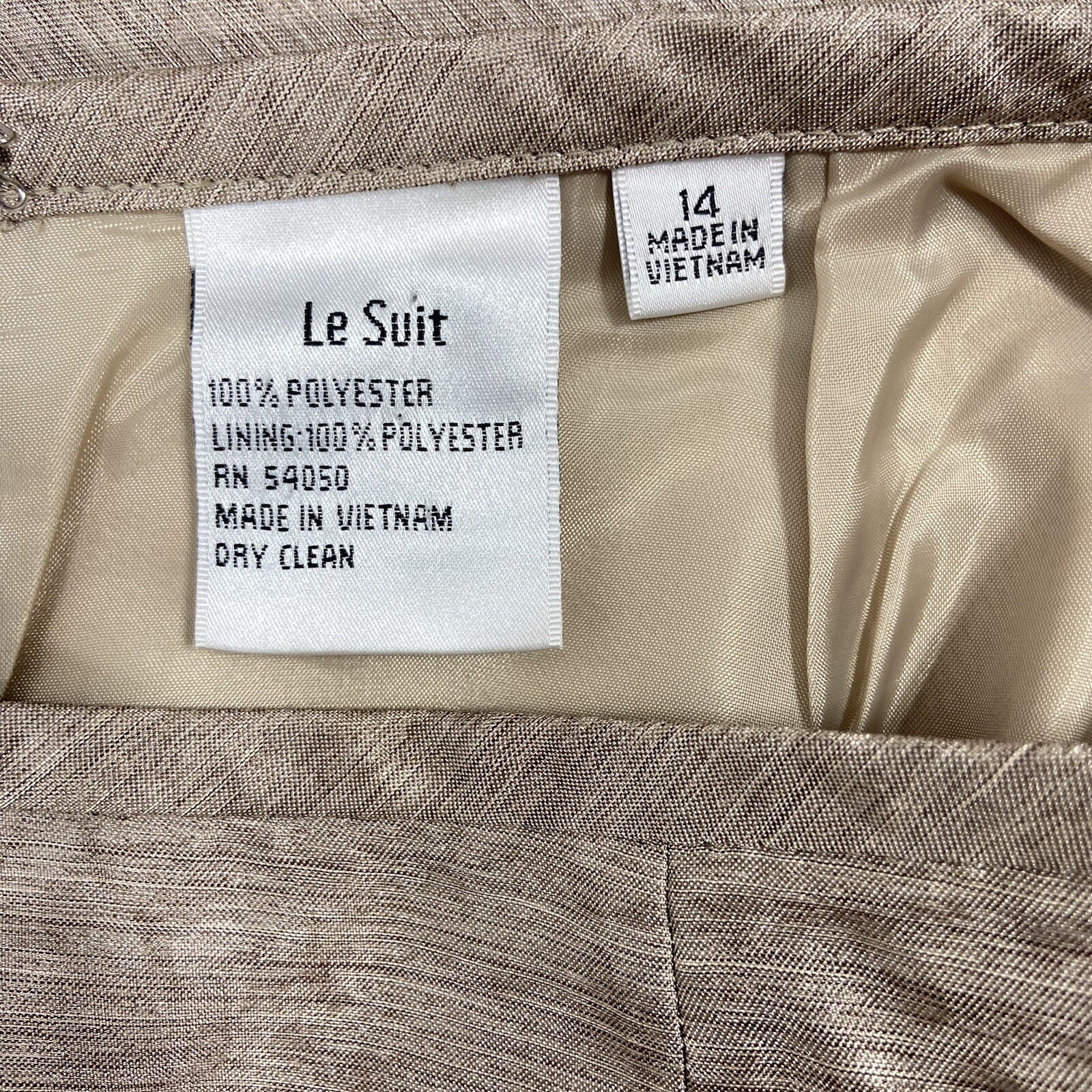 Le Suit 2PC Skirt Suit Women’s 14 Champagne Blazer Button Leopard Prints Shiny