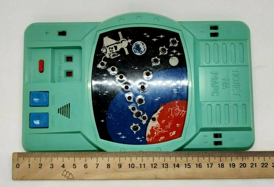 EXTREMELY RARE vintage Soviet space electronic game. - Image 4 of 4