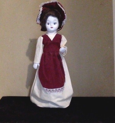 vintage musical dolls