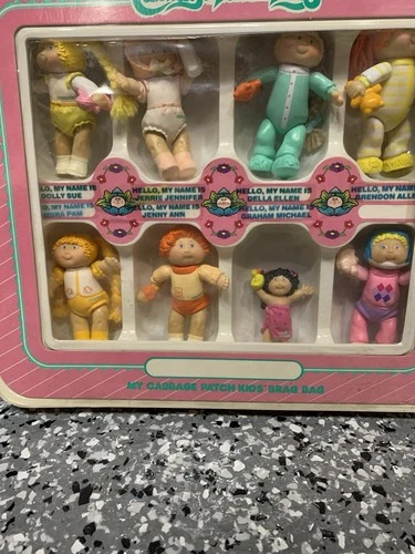 Vintage My Cabbage Patch Kids Brag Bag W/ 8 Dolls Lot9