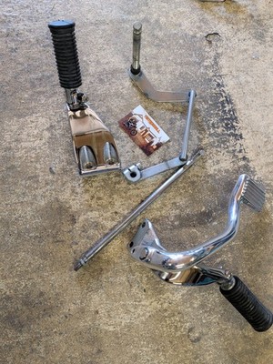 HARLEY DAVIDSON DYNA MID CONTROL FUSSRASTE CHROM HALTERUNGEN, BREMSHEBEL ETC.