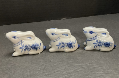 Set of 3 Vintage Bunny Rabbit Ceramic White & Blue Figurine