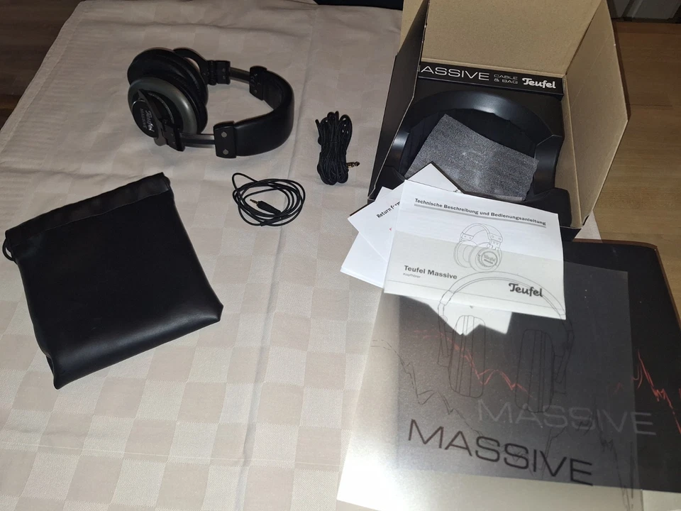 Neuwertige teufel massive kopfhörer Mit neuen Ohrpolster - Bild 3 von 4