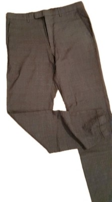 Leichte Hugo Boss Stoffhose Gr. 46 Regular/Slim Grau Sehr gepflegt 