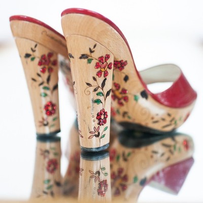 Vintage Y2K Mario Bologna Sandals Italian Painted Wood Platform Rhinestone 37 