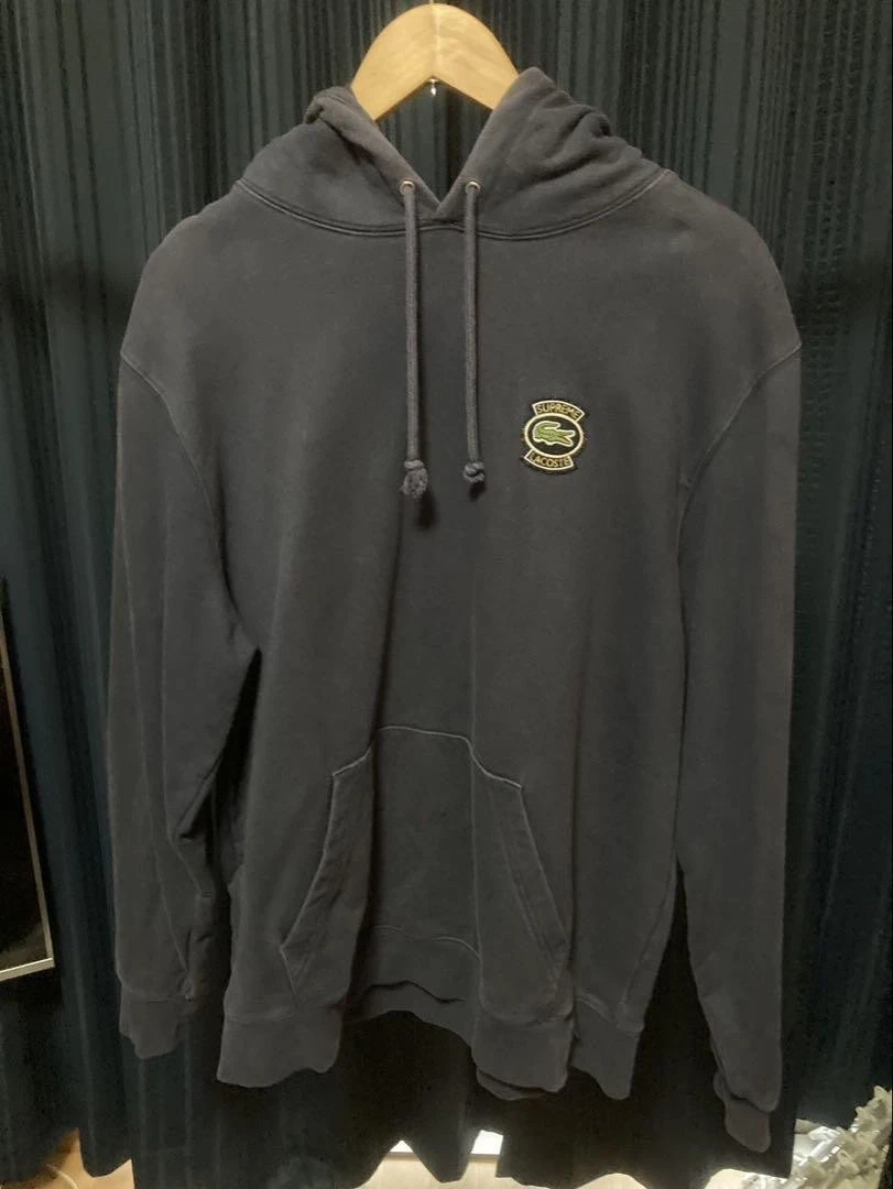 Sweat à capuche homme Supreme L xacoste Collaboration emblématique streetwear rare occasion LTD
