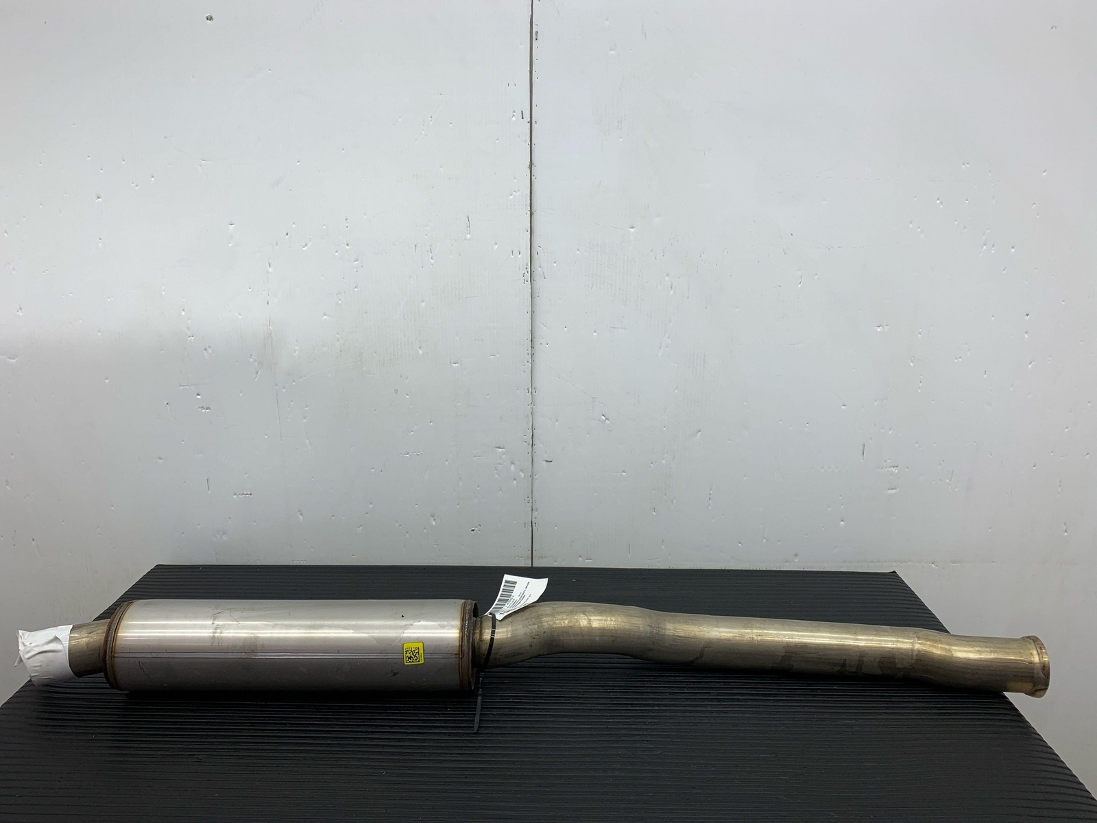 20142017 MERCEDES S550 4.6L RWD REAR RIGHT EXHAUST RESONATOR PIPE *CUT