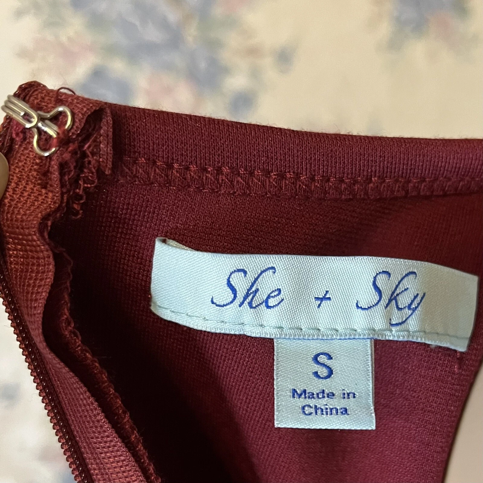 Abito A line Lei+ Rosso Cielo Romantico San Valentino con maniche a volant Taglia S Nuovo con etichette