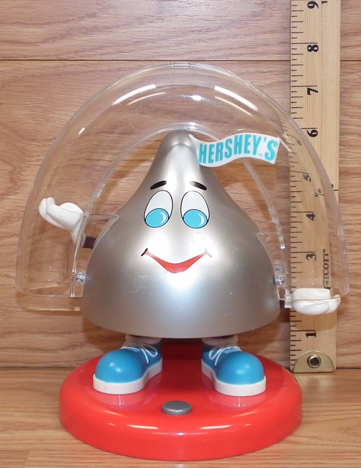 1999 Hershey's Kiss's Kiss Candy Dispenser Topper Candies Kisses