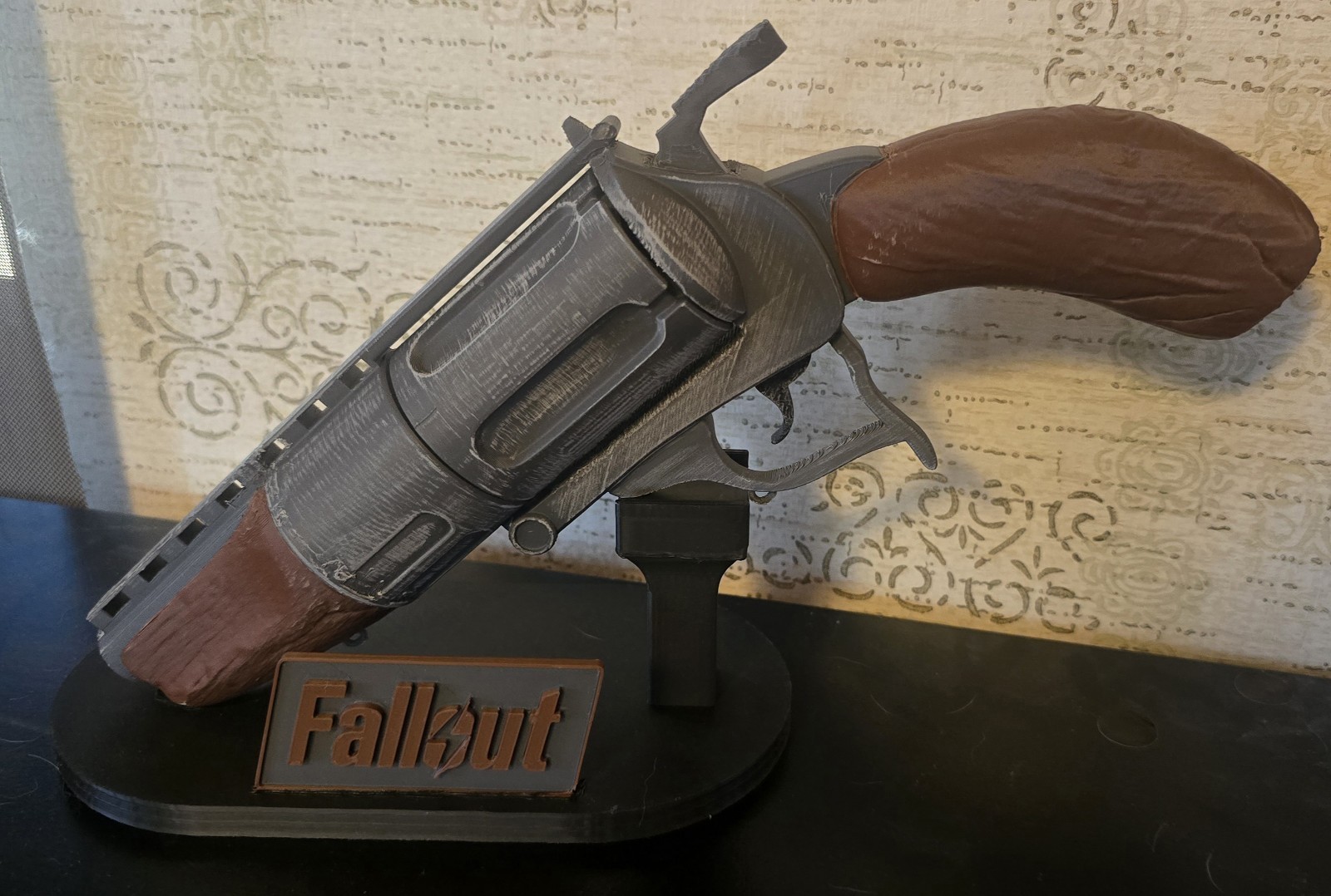 Fallout the Ghoul/ Cooper Howard revolver prop replica (3D printed) | eBay