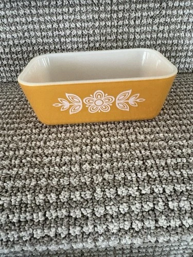 Vintage Pyrex Yellow Floral Loaf Pan | Mid-Century Glass Bakeware | USA